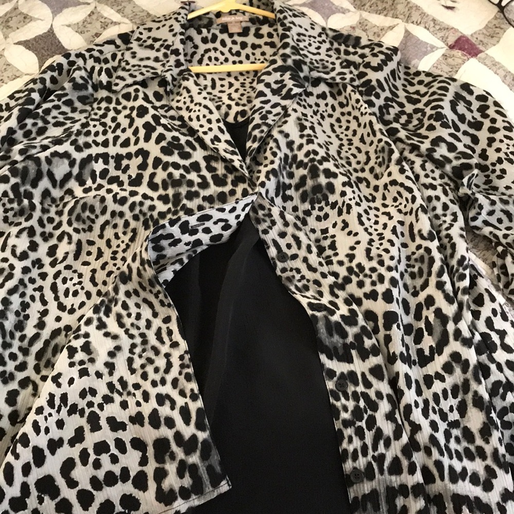 NWOT plus size women’s dress blouse